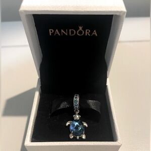 Pandora Sea Turtle Charm